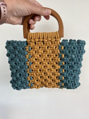 Macrame bag workshop - at the Hut - Sat 18th and 25th October 2-5pm - Image 2