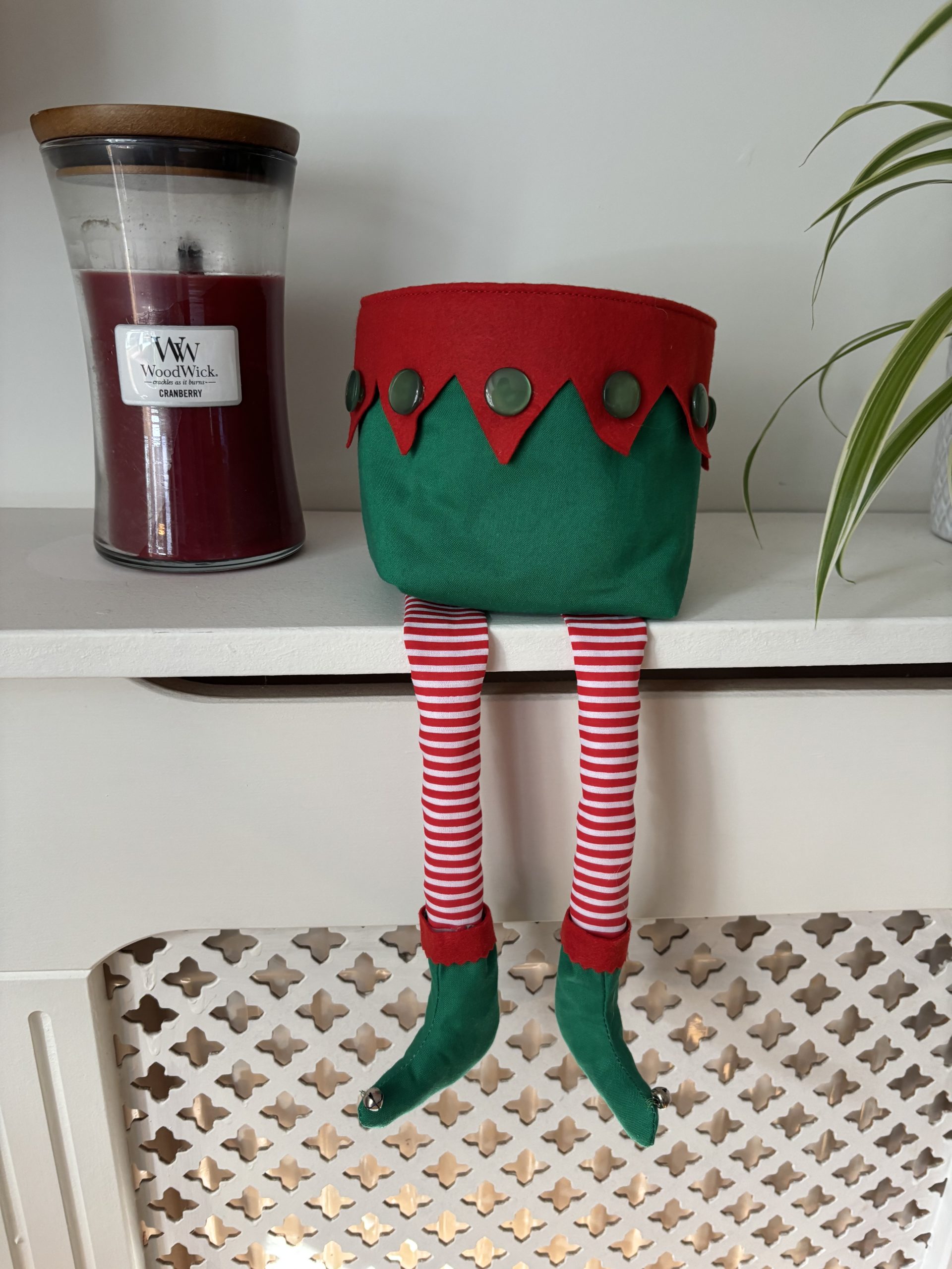 Elf basket - online - Saturday 22nd November - 10-12.30 - Image 3