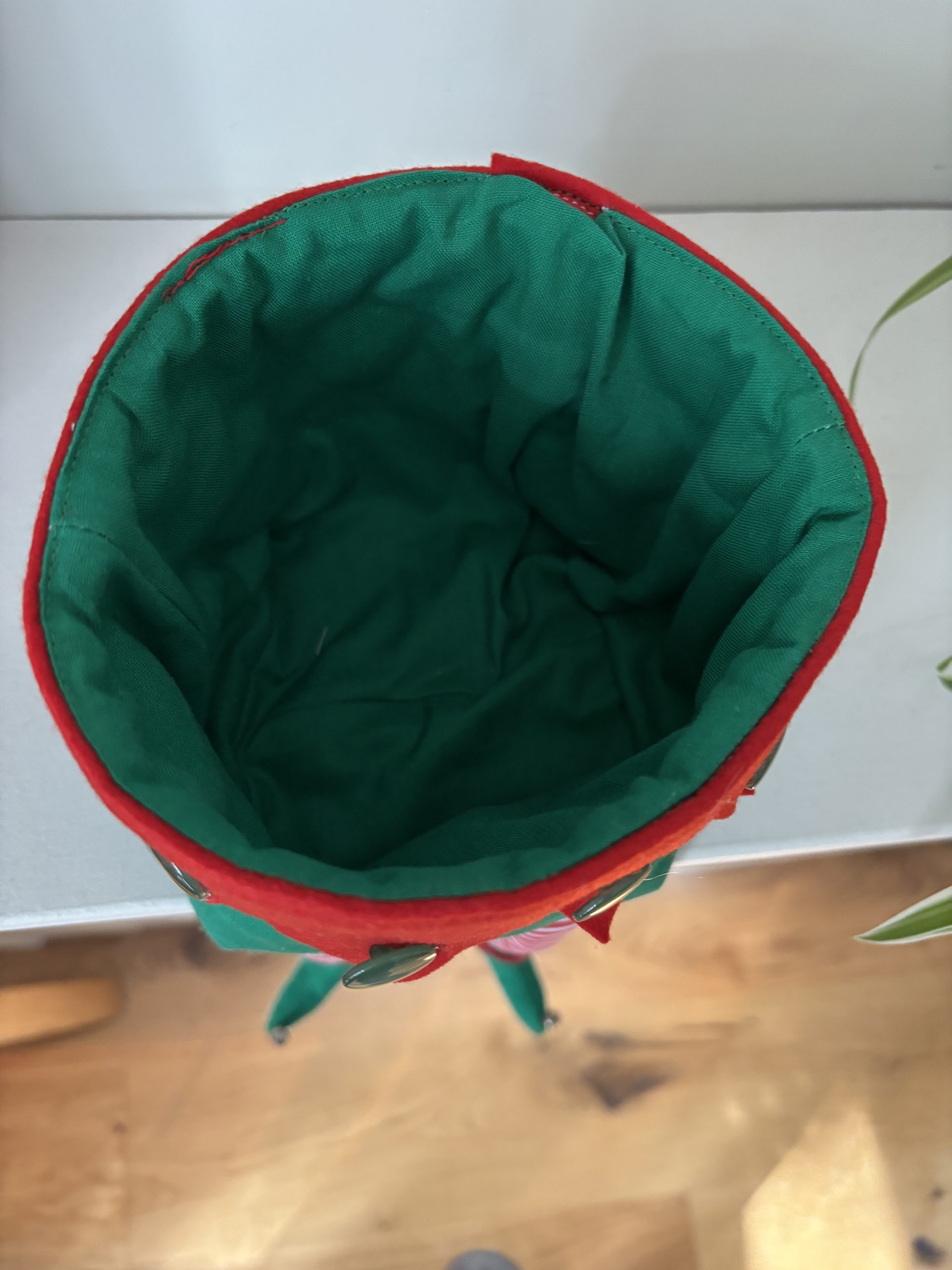 Elf basket - online - Saturday 22nd November - 10-12.30 - Image 4